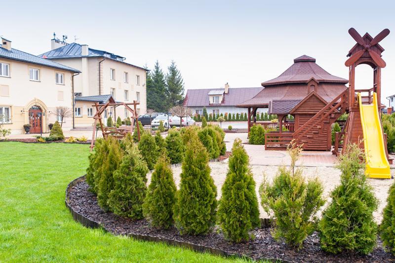 Hotel Andersen Rzeszów Exteriör bild